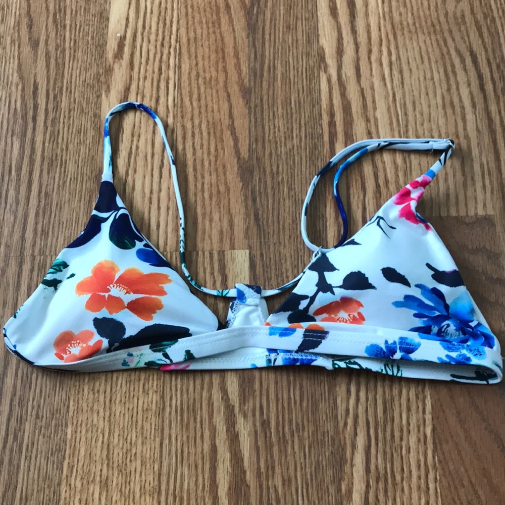 ⚡️Cupshe Bikini Top